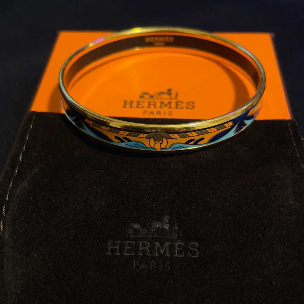 Authentic Hermes Vintage Enamel Bracelet✨💎